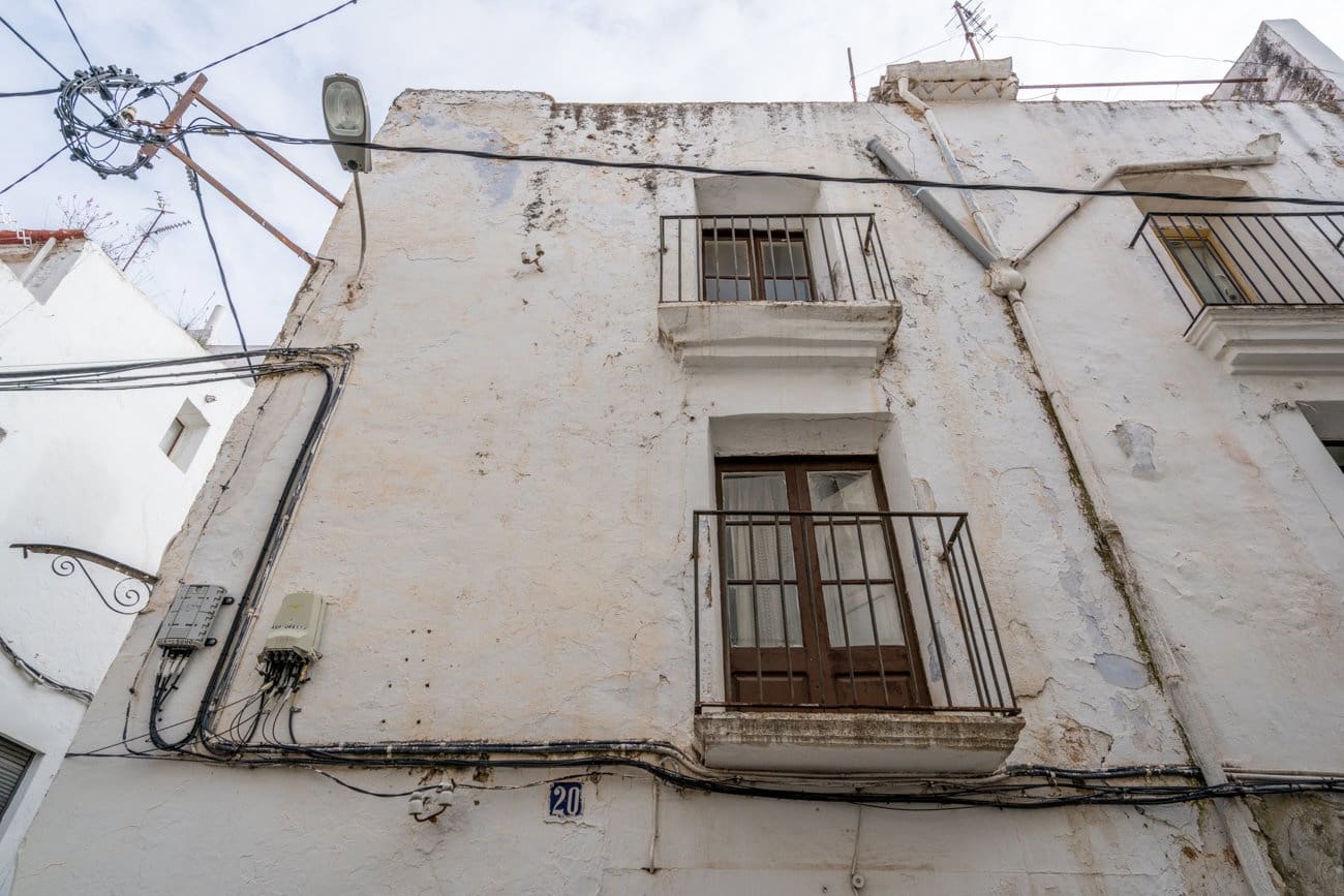 4 bedroom Townhouse for sale in La Senia - € 49,000 (Ref: 9812386)