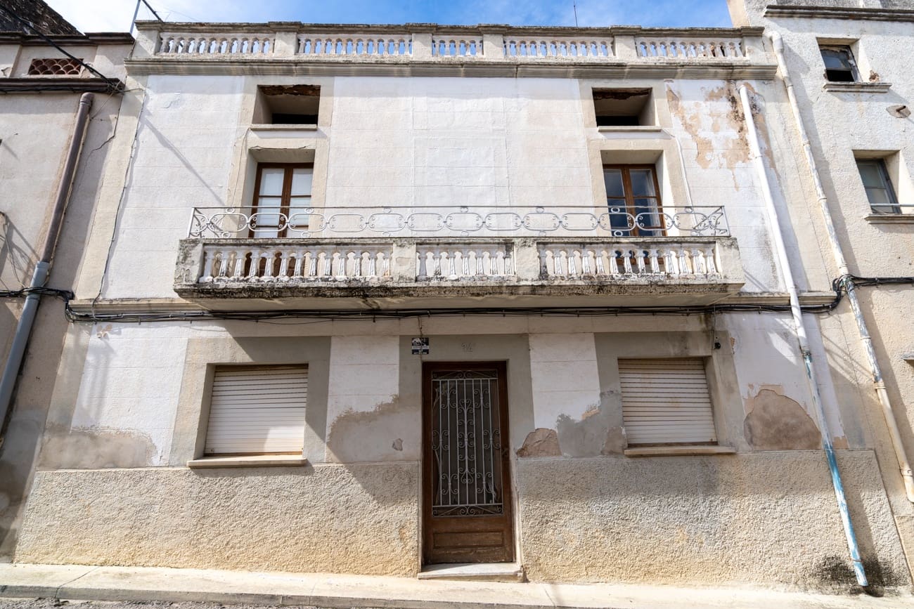 5 bedroom Townhouse for sale in Santa Barbara - € 70,000 (Ref: 9824051)