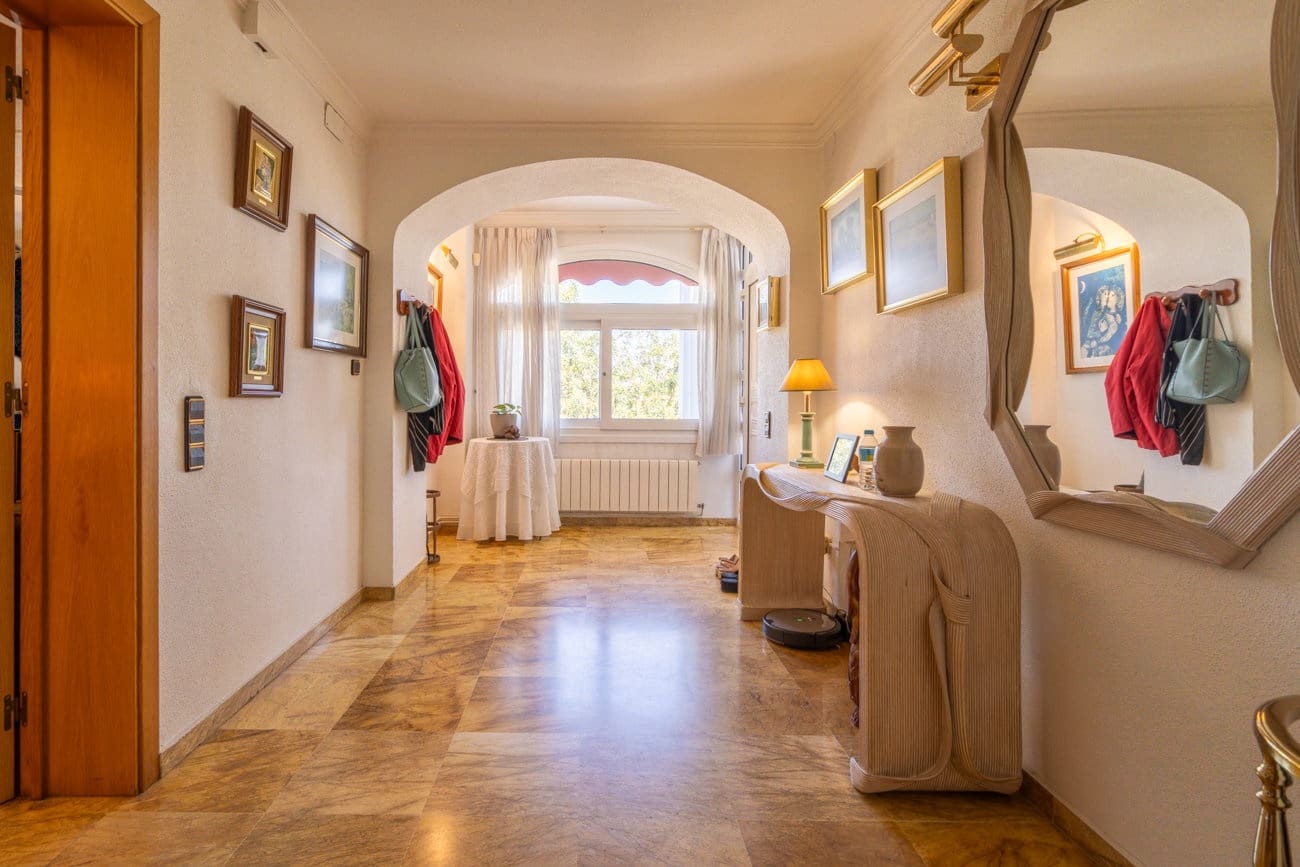 8 soveværelse Villa til salg i Tortosa - € 950.000 (Ref: 9877452)