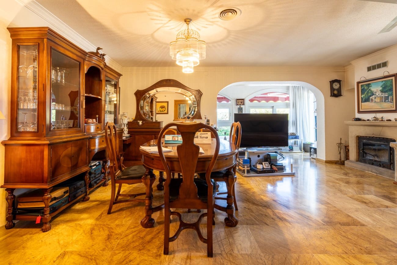 8 soveværelse Villa til salg i Tortosa - € 950.000 (Ref: 9877452)
