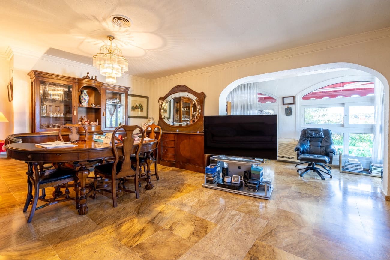 8 soveværelse Villa til salg i Tortosa - € 950.000 (Ref: 9877452)