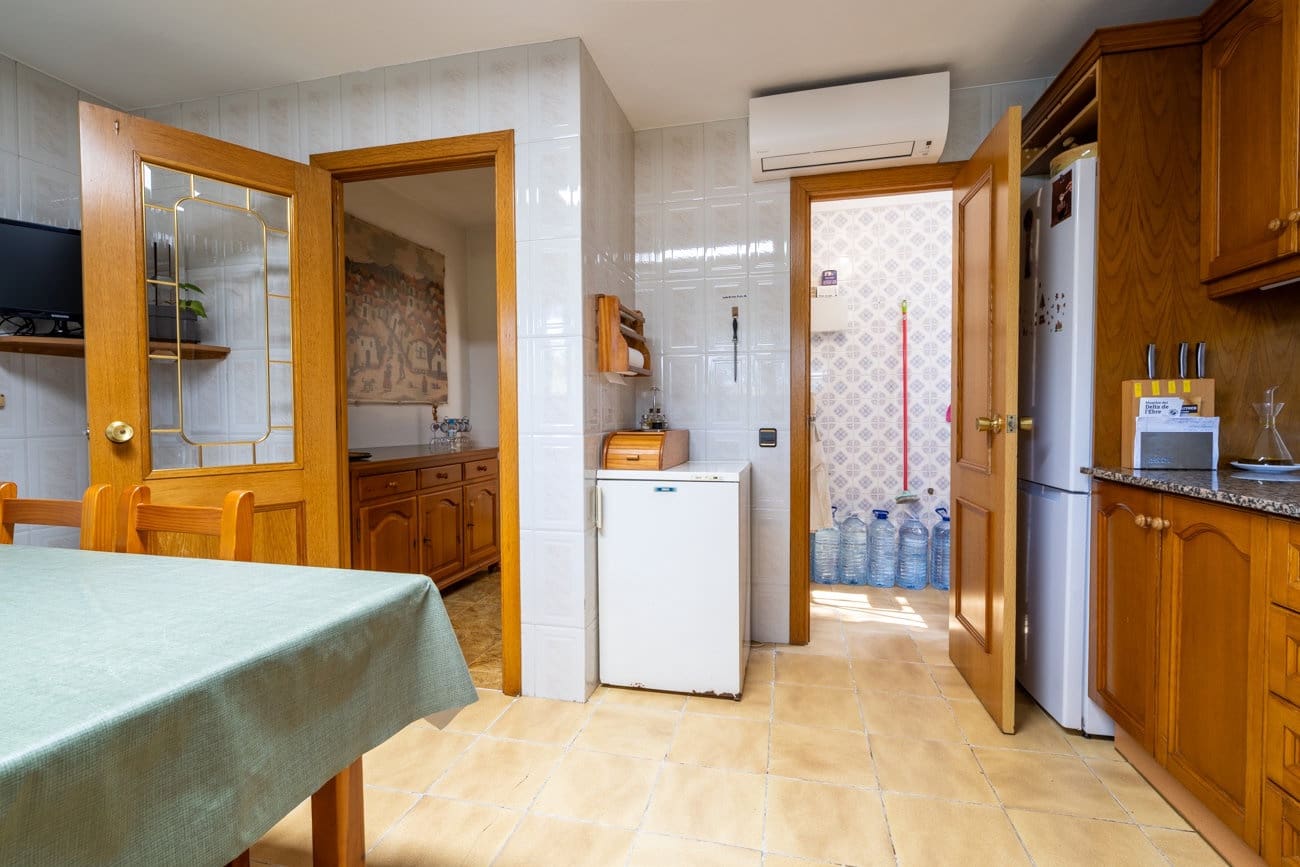 8 soveværelse Villa til salg i Tortosa - € 950.000 (Ref: 9877452)
