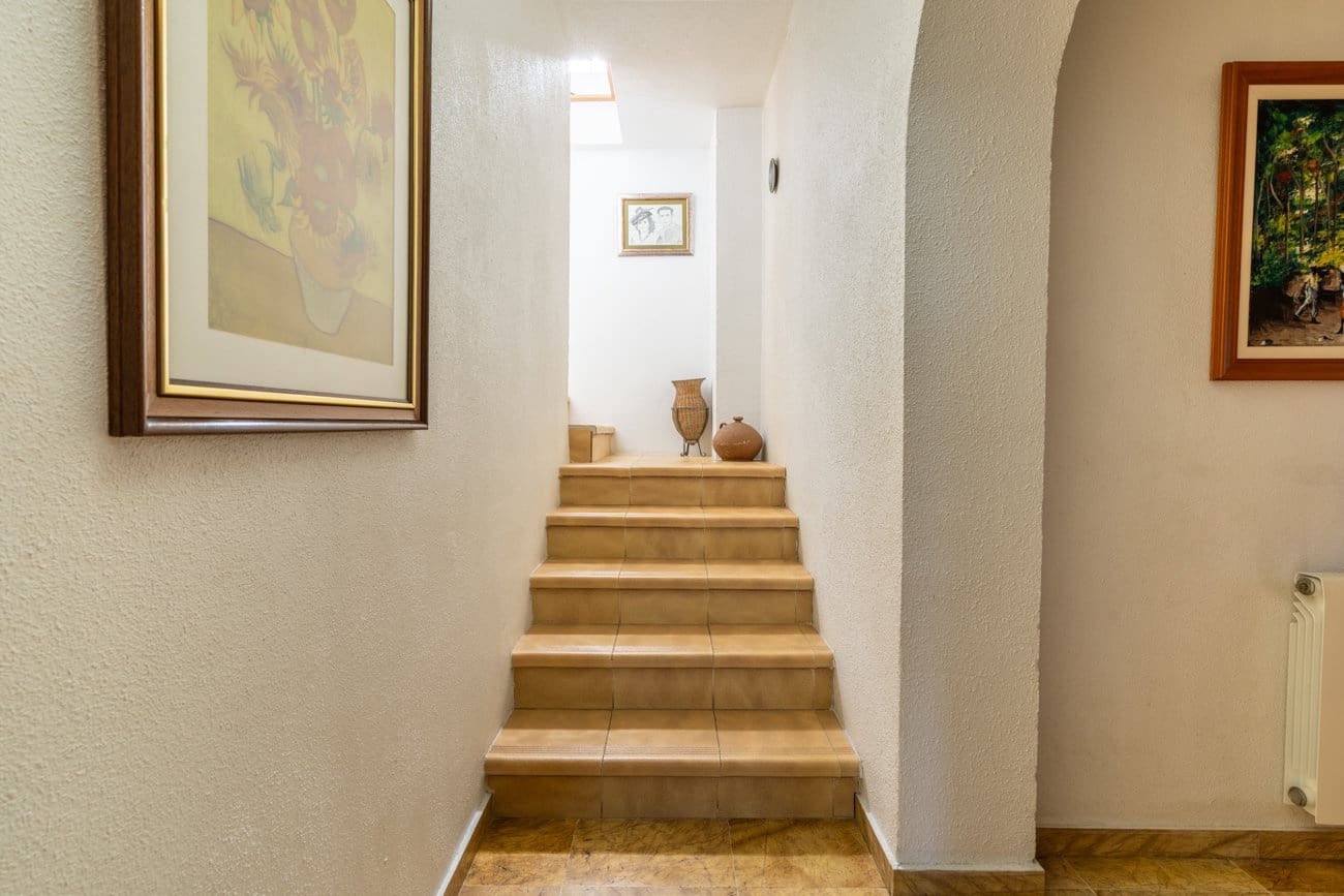 8 soveværelse Villa til salg i Tortosa - € 950.000 (Ref: 9877452)