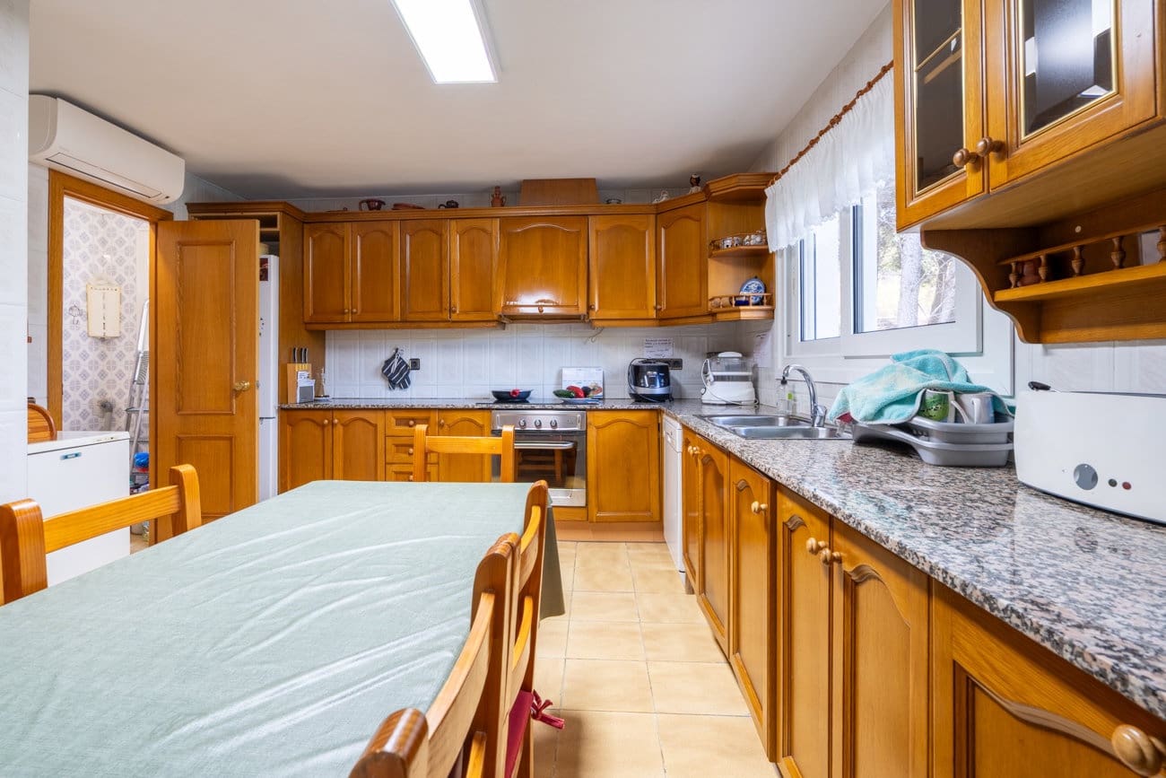 8 soveværelse Villa til salg i Tortosa - € 950.000 (Ref: 9877452)