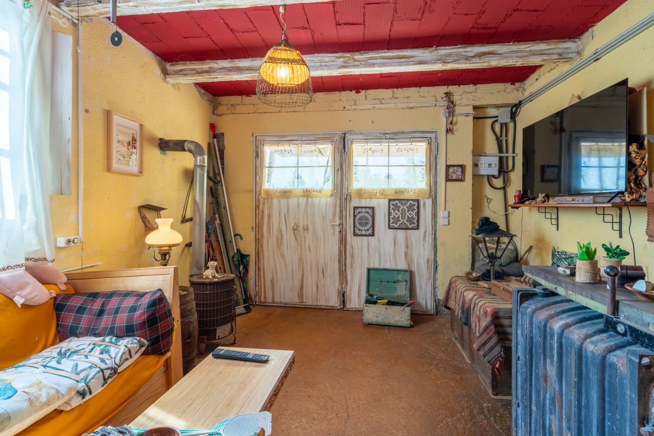 3 bedroom Finca/Country House for sale in Roquetes - € 98,000 (Ref: 9946054)