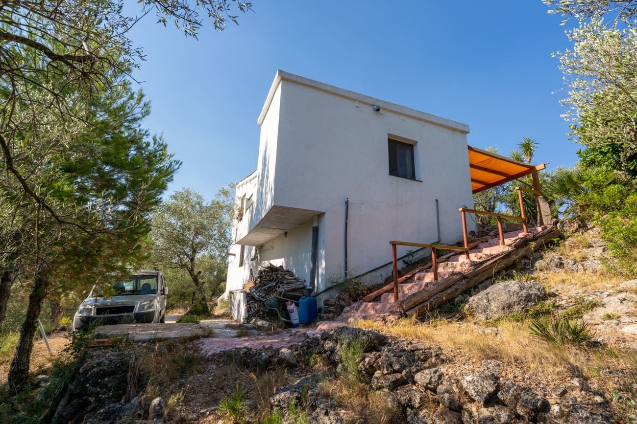 3 bedroom Finca/Country House for sale in Roquetes - € 98,000 (Ref: 9946054)