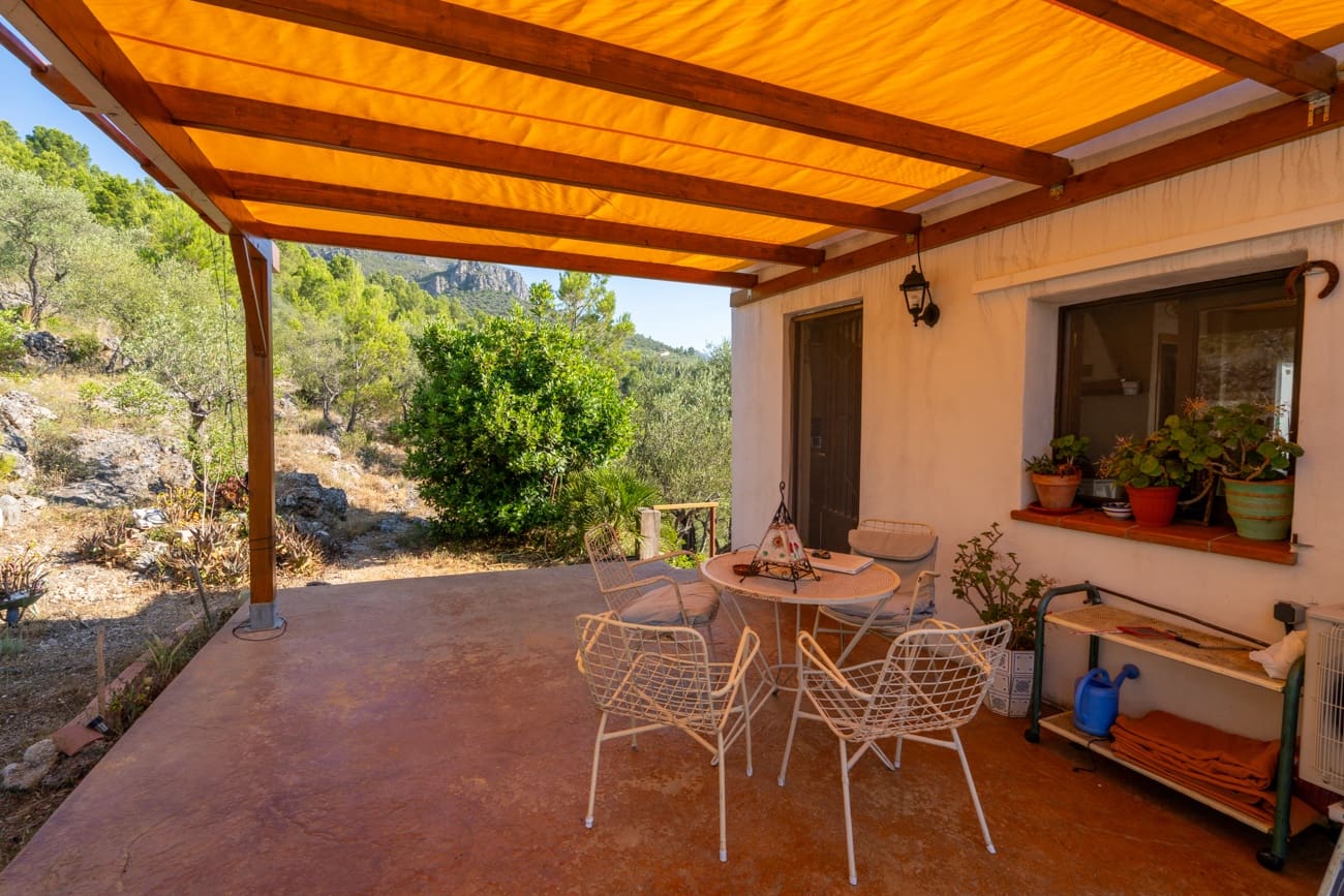 3 bedroom Finca/Country House for sale in Roquetes - € 98,000 (Ref: 9946054)