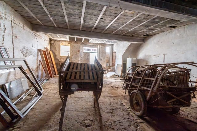 Dom na sprzedaż w Godall - 62 000 € (Ref: 9964527)