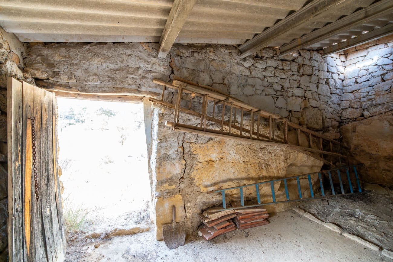 Finca/Country House for sale in Caseres - € 30,000 (Ref: 9964552)
