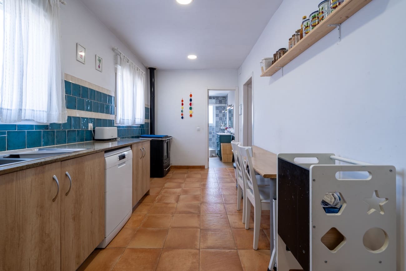6 Zimmer Finca/Landgut zu verkaufen in Tortosa mit Pool - 300.000 € (Ref: 9965943)