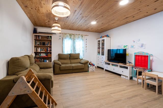 6 sypialnia Finka/Dom wiejski na sprzedaż w Tortosa z basenem - 300 000 € (Ref: 9965943)