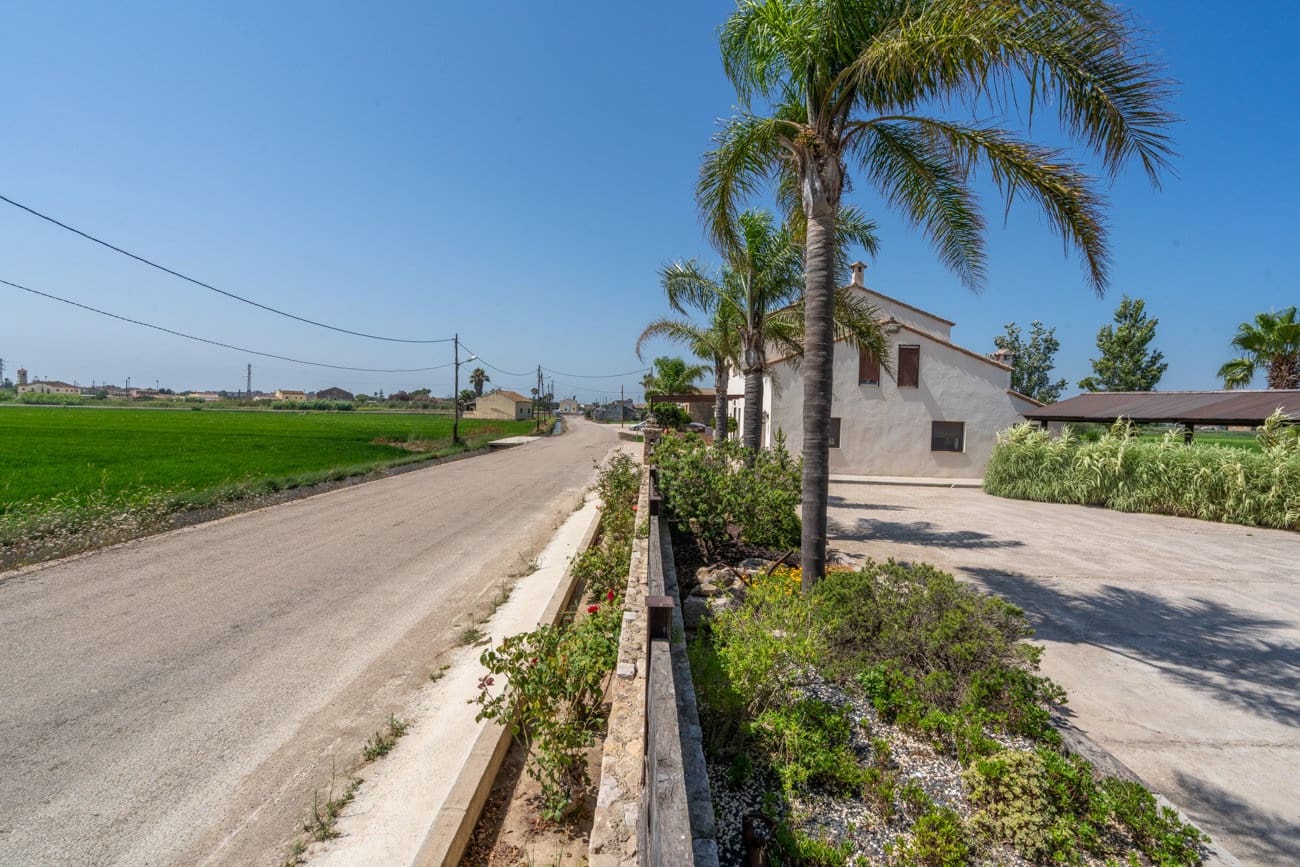 10 bedroom Finca/Country House for sale in Deltebre with pool - € 1,298,000 (Ref: 9967969)
