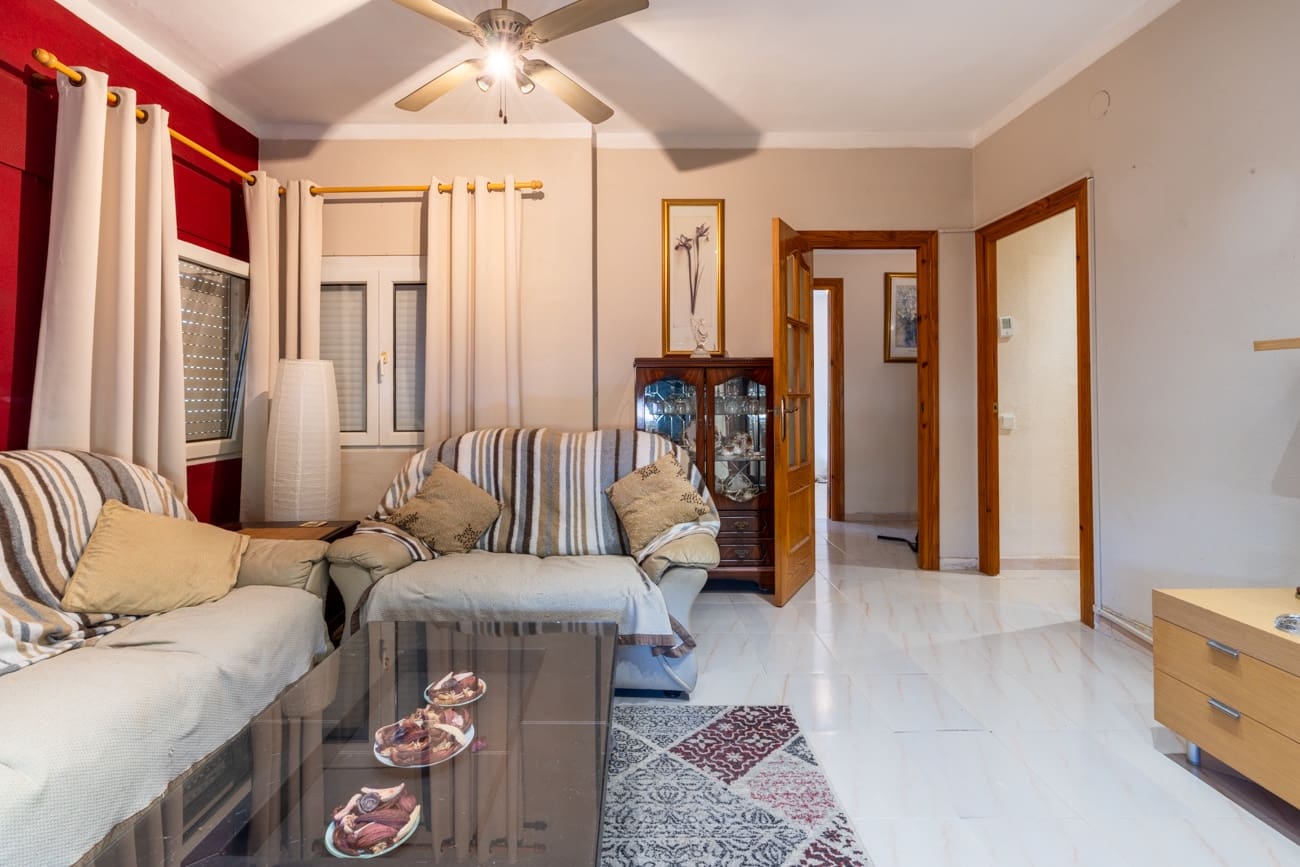 4 Zimmer Villa zu verkaufen in Roquetes mit Pool - 200.000 € (Ref: 9979314)