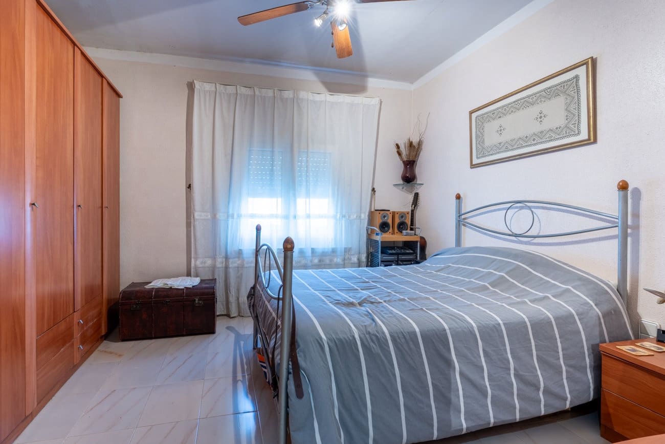 Chalet de 4 habitaciones en Roquetes en venta con piscina - 200.000 € (Ref: 9979314)