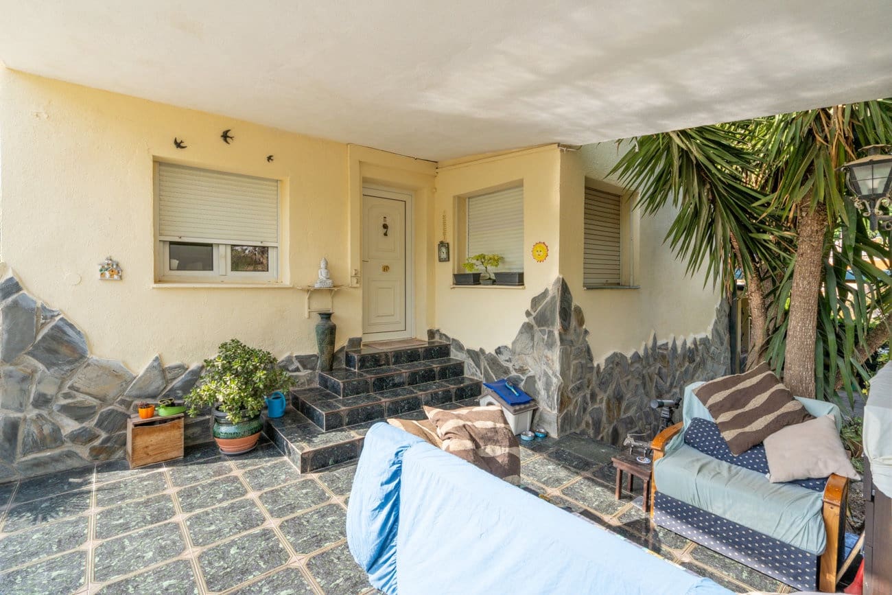 Chalet de 4 habitaciones en Roquetes en venta con piscina - 200.000 € (Ref: 9979314)
