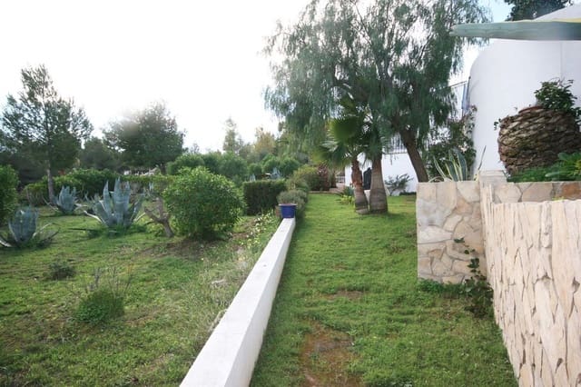 4 soverom Villa til salgs i Santa Ponsa, Calvià med svømmebasseng garasje - € 1 790 000 (Ref: 6731991)