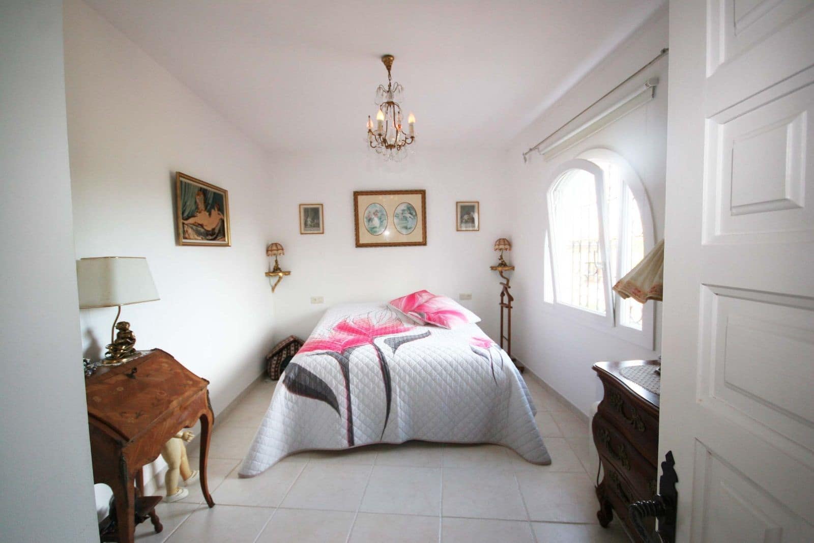 4 soverom Villa til salgs i Santa Ponsa med svømmebasseng garasje - € 1 790 000 (Ref: 6731991)