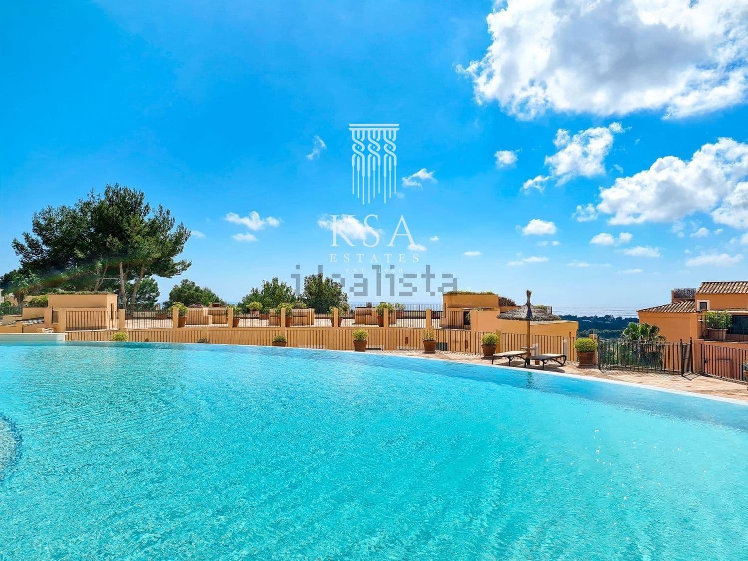 4 soveværelse Lejlighed til salg i Bendinat med swimmingpool garage - € 2.400.000 (Ref: 6915991)