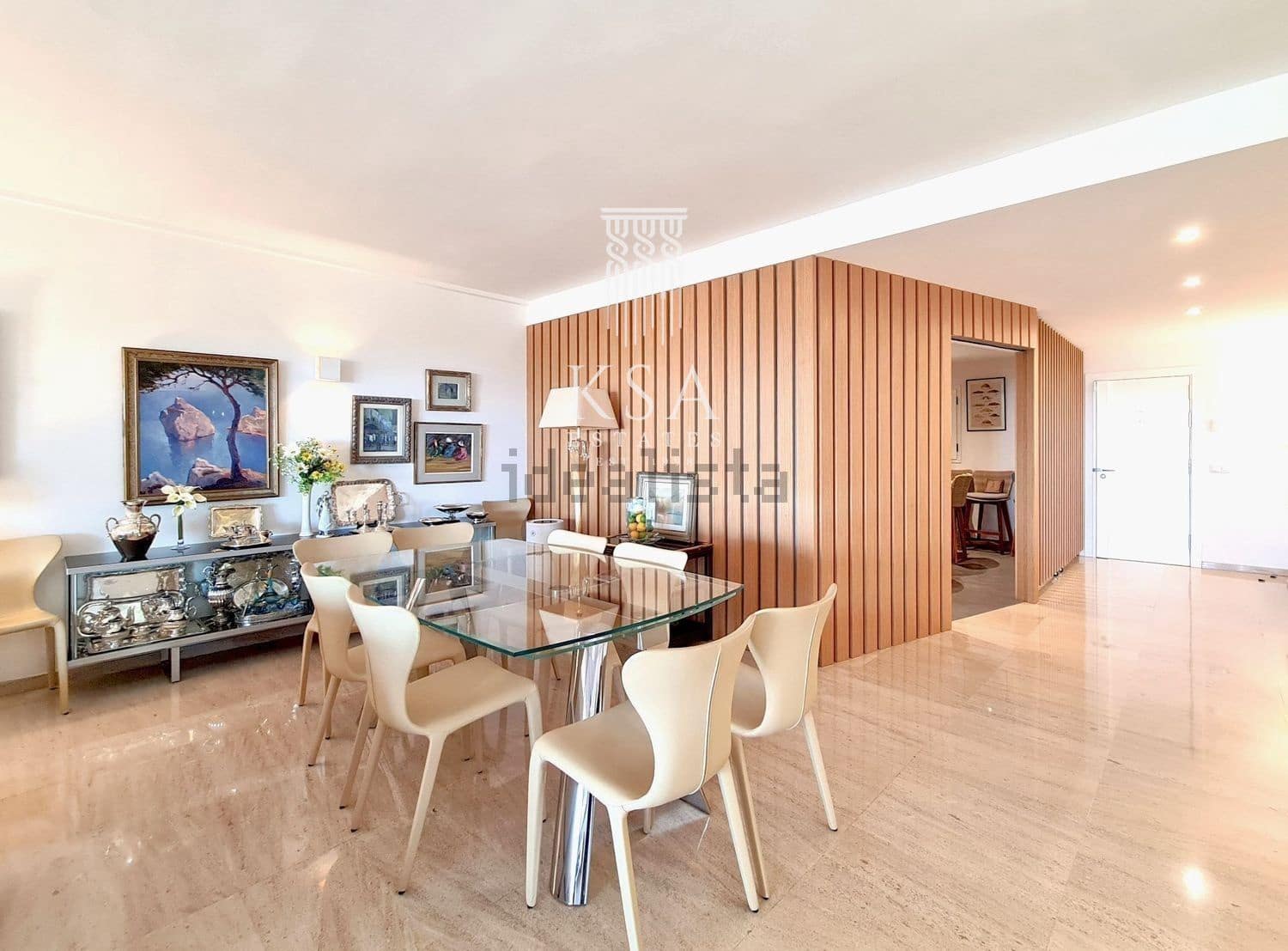 4 soveværelse Lejlighed til salg i Bendinat med swimmingpool garage - € 2.400.000 (Ref: 6915991)