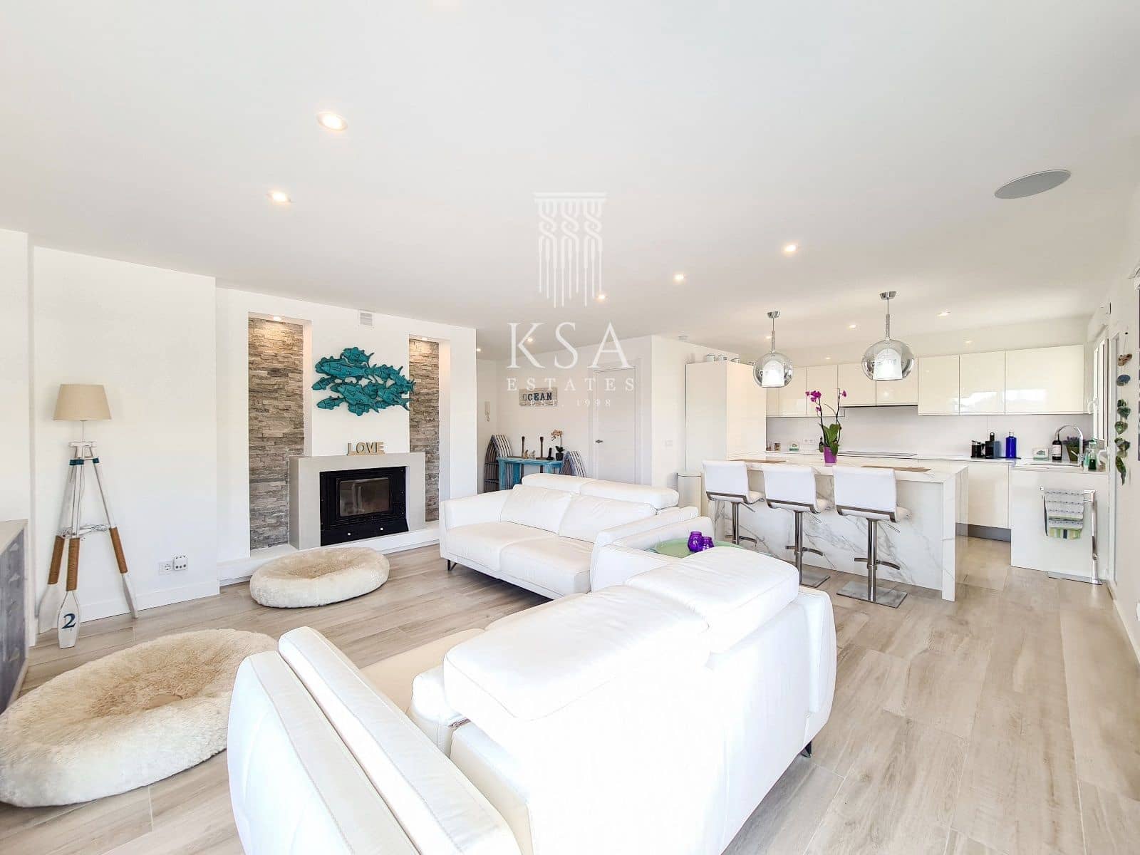 3 soveværelse Lejlighed til salg i Puerto Portals med swimmingpool - € 1.900.000 (Ref: 7005446)