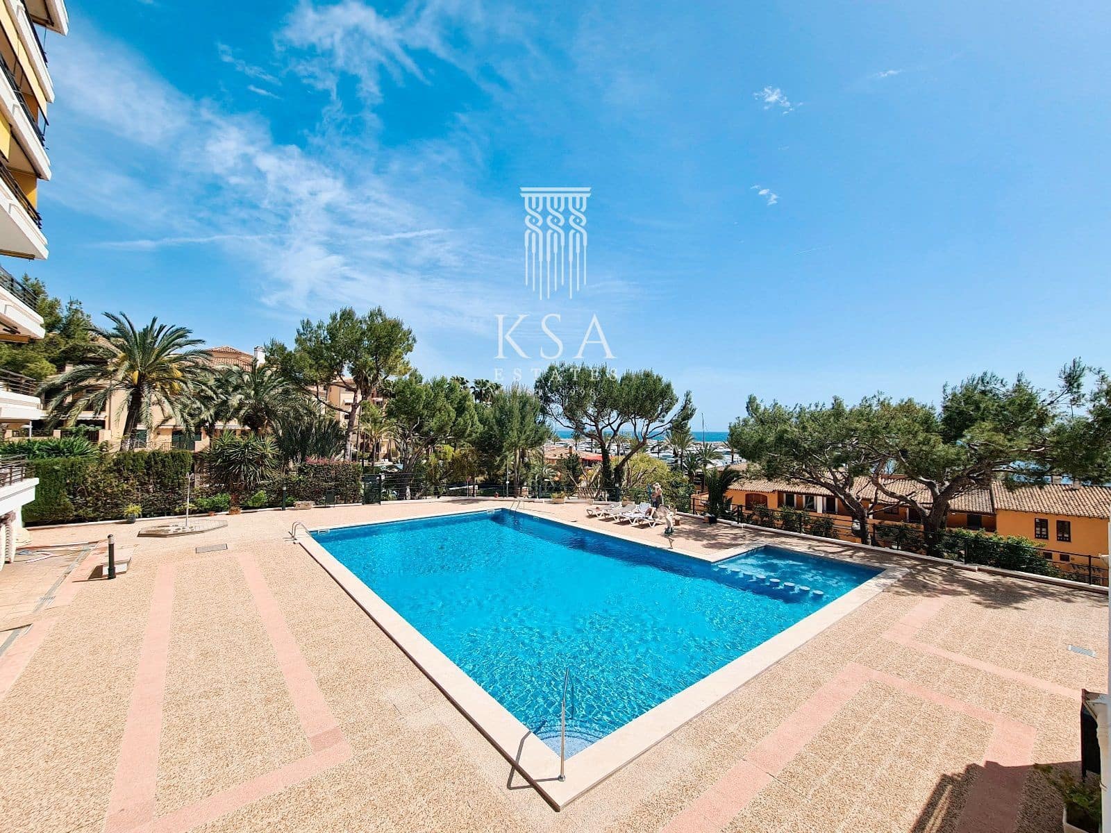 3 soveværelse Lejlighed til salg i Puerto Portals med swimmingpool - € 1.900.000 (Ref: 7005446)