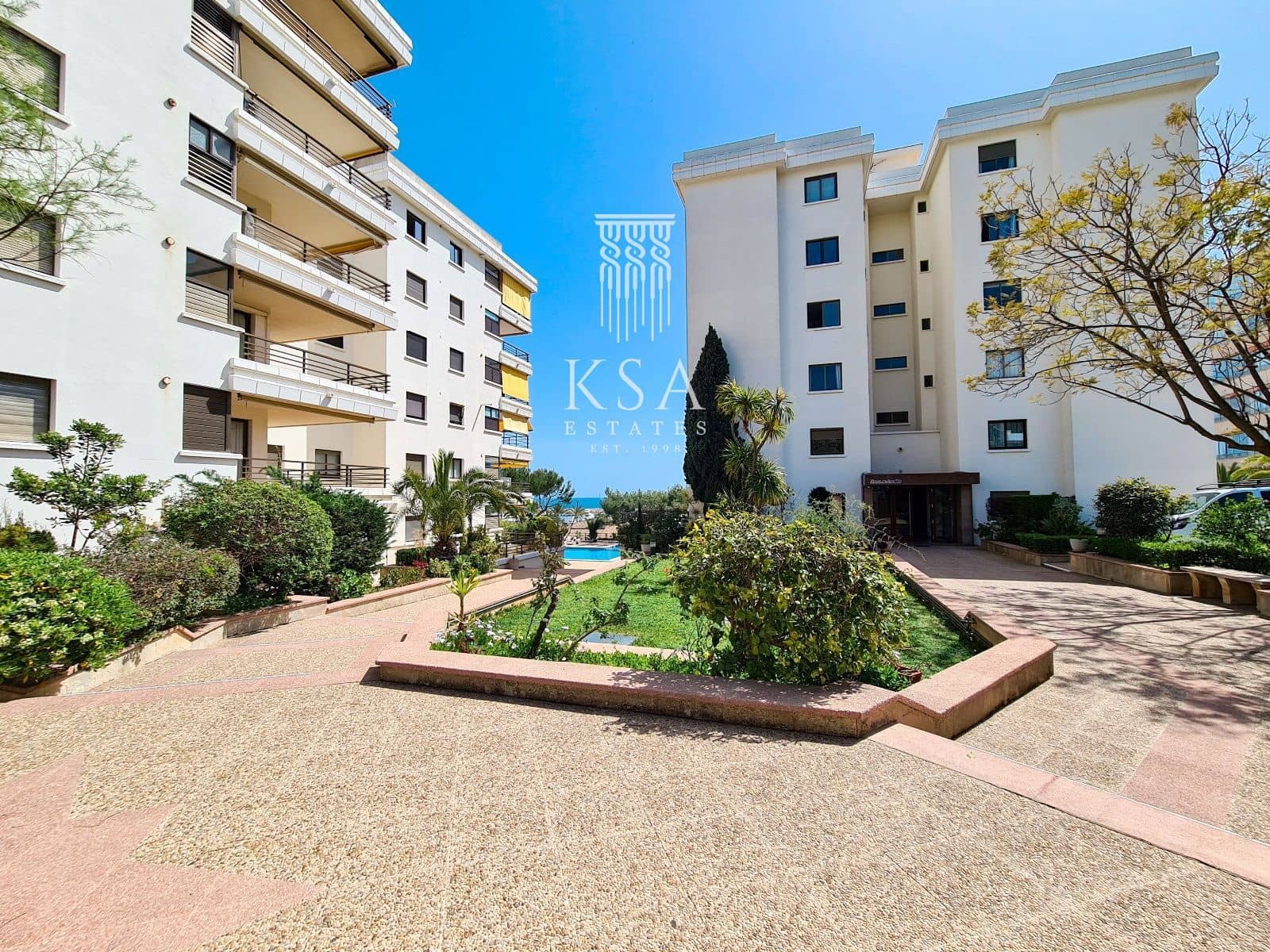 3 soveværelse Lejlighed til salg i Puerto Portals med swimmingpool - € 1.900.000 (Ref: 7005446)