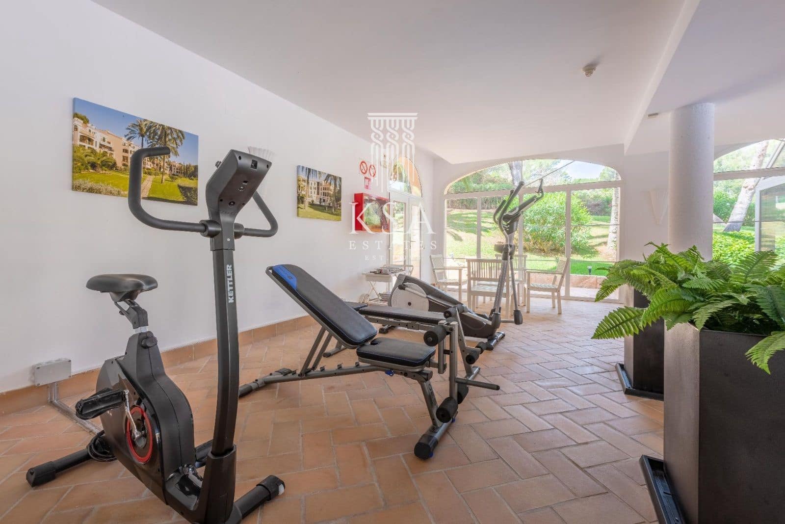 2 soveværelse Penthouse til salg i Bendinat med swimmingpool - € 620.000 (Ref: 7098268)