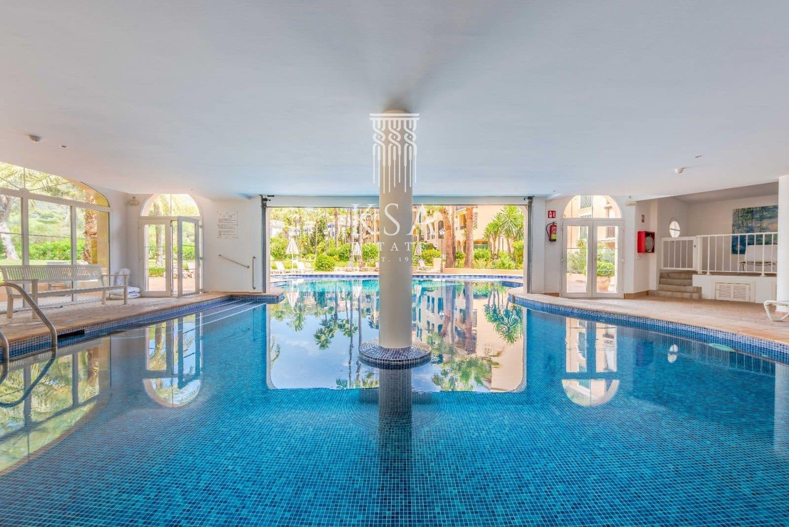 2 soveværelse Penthouse til salg i Bendinat med swimmingpool - € 620.000 (Ref: 7098268)