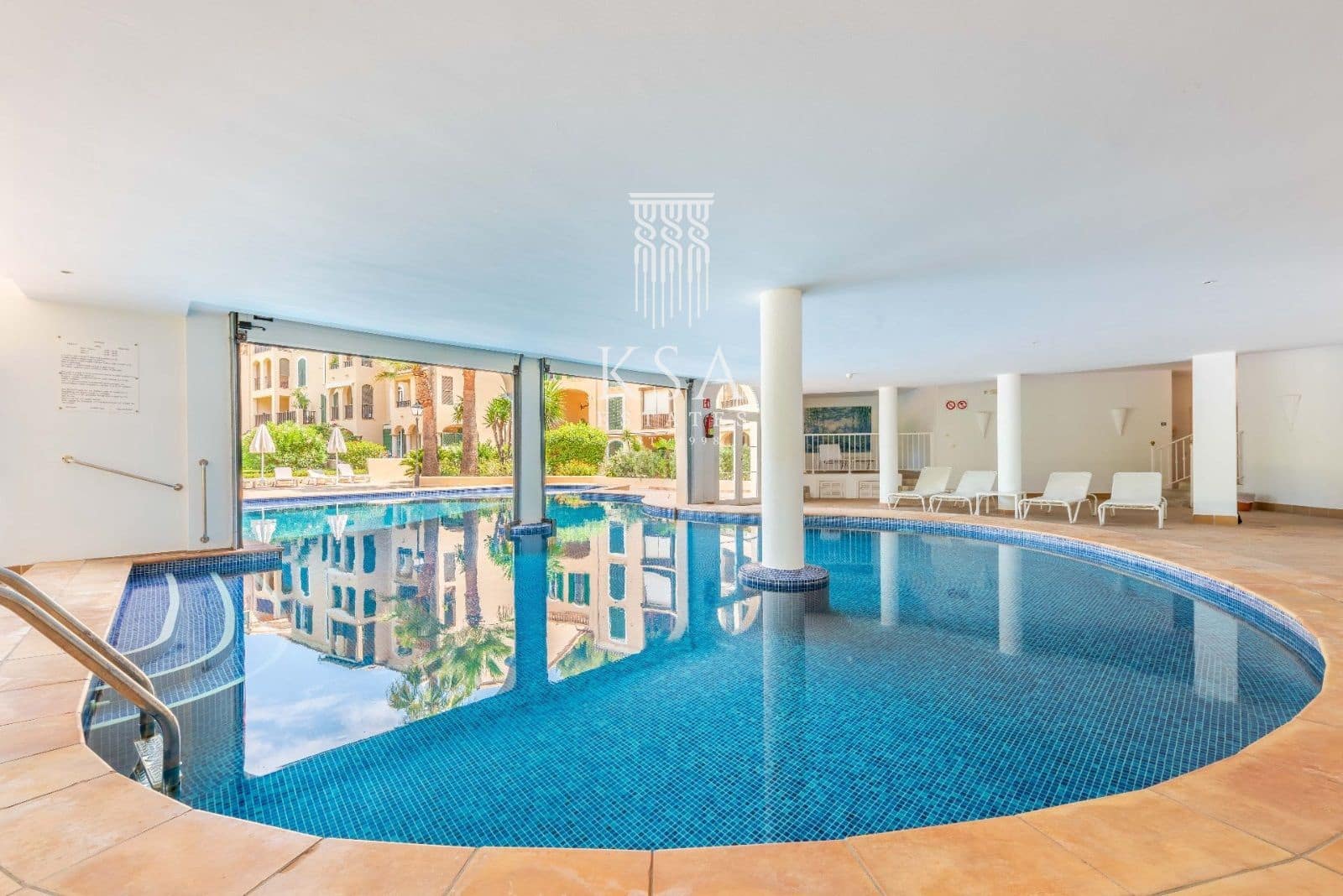 2 soveværelse Penthouse til salg i Bendinat med swimmingpool - € 620.000 (Ref: 7098268)