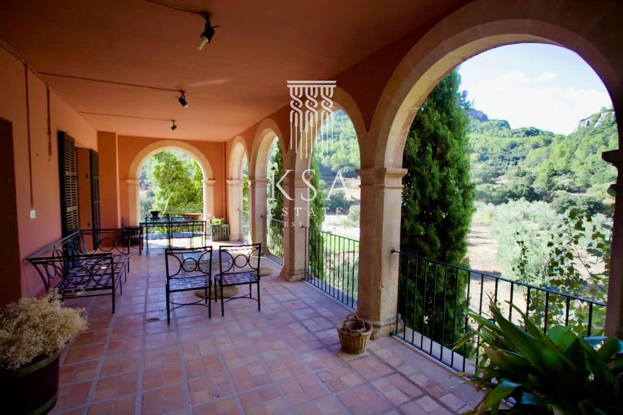 6 soveværelse Finca/Landehus til salg i Bunyola med swimmingpool - € 6.000.000 (Ref: 7132247)