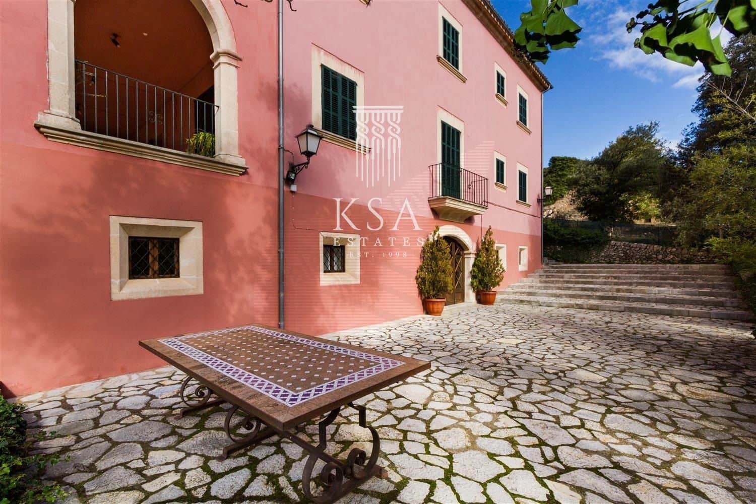 6 soveværelse Finca/Landehus til salg i Bunyola med swimmingpool - € 6.000.000 (Ref: 7132247)