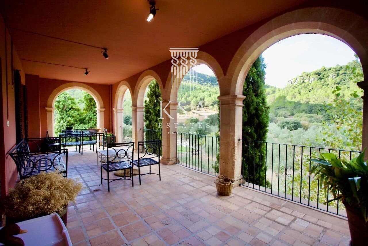 6 soveværelse Finca/Landehus til salg i Bunyola med swimmingpool - € 6.000.000 (Ref: 7132247)