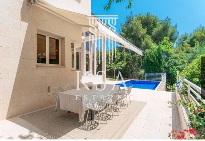 4 soveværelse Byhus til leje i Cala Vinyes / Cala Vinyas / Cala Vinas med garage - € 7.500 (Ref: 7463739)