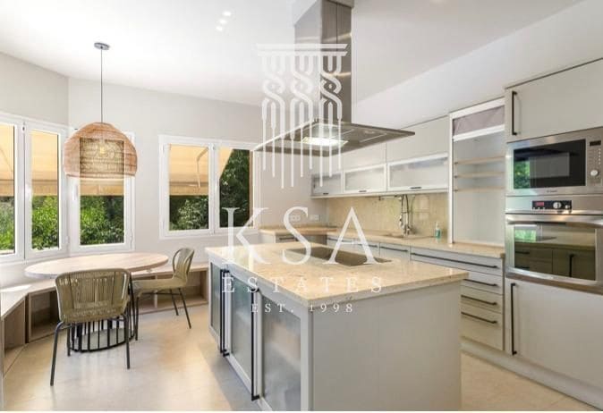 4 soveværelse Byhus til leje i Cala Vinyes / Cala Vinyas / Cala Vinas med garage - € 7.500 (Ref: 7463739)