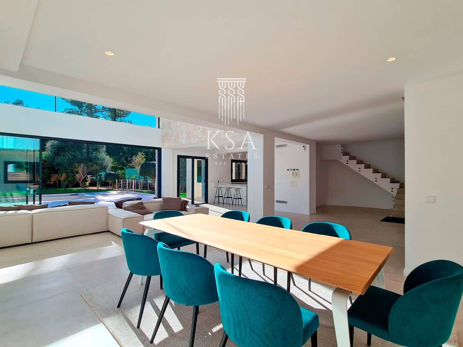 6 bedroom Villa for sale in Santa Ponsa with pool garage - € 4,495,000 (Ref: 8008794)