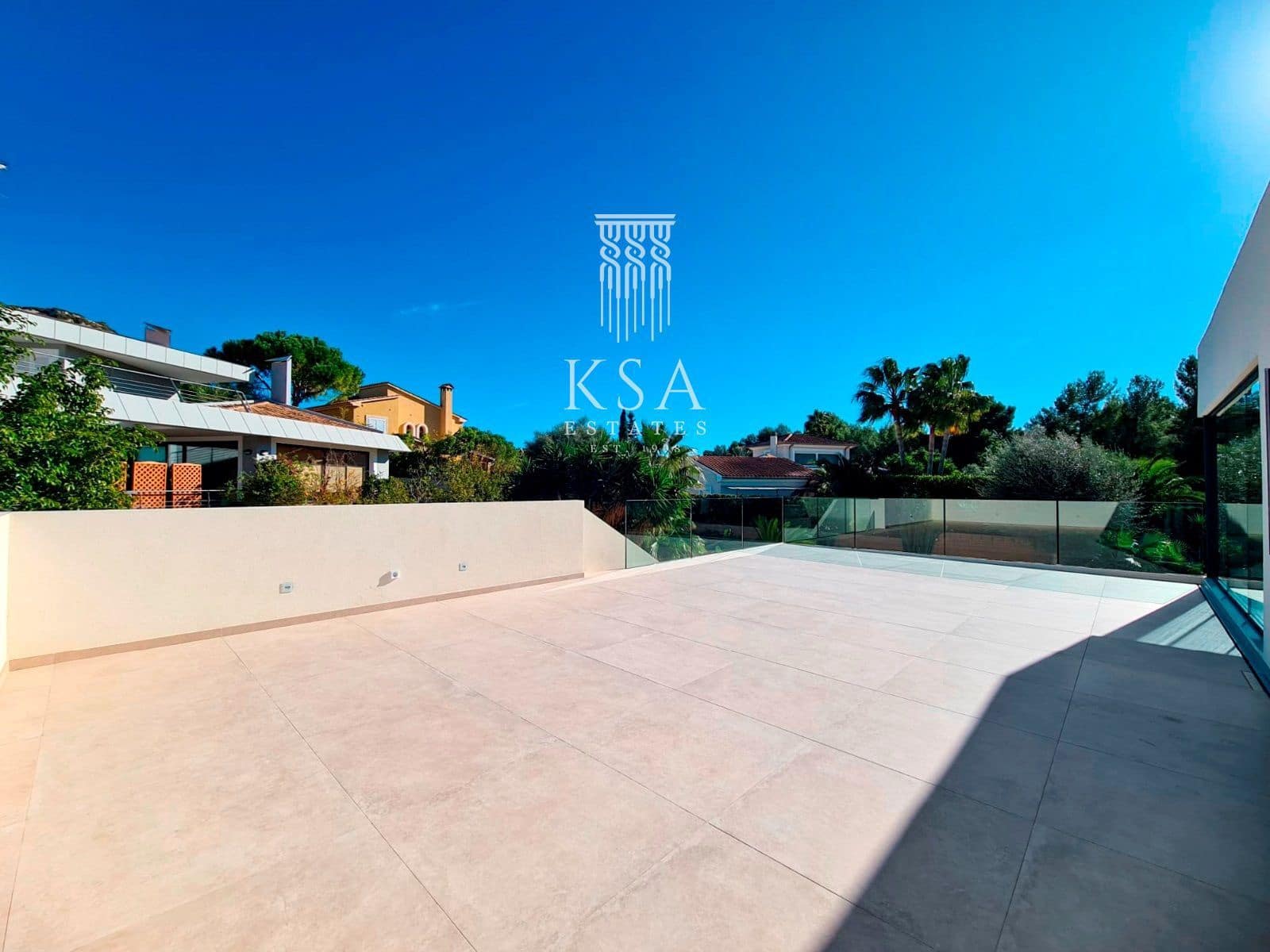 6 bedroom Villa for sale in Santa Ponsa with pool garage - € 4,495,000 (Ref: 8008794)