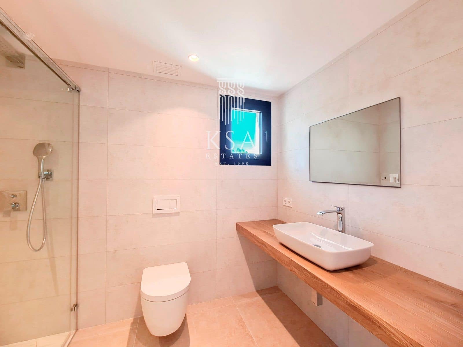 6 bedroom Villa for sale in Santa Ponsa with pool garage - € 4,495,000 (Ref: 8008794)