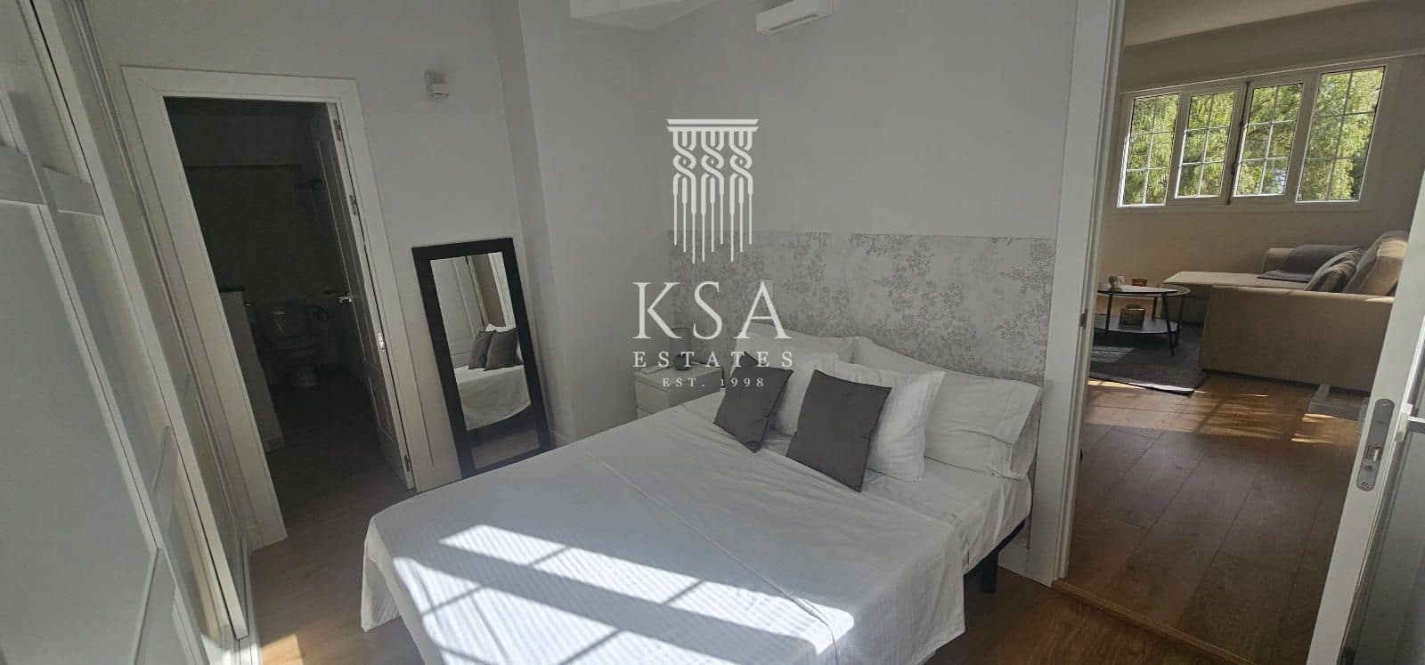 2 soverom Leilighet til leie i Illetas med svømmebasseng - € 1 800 (Ref: 8010556)