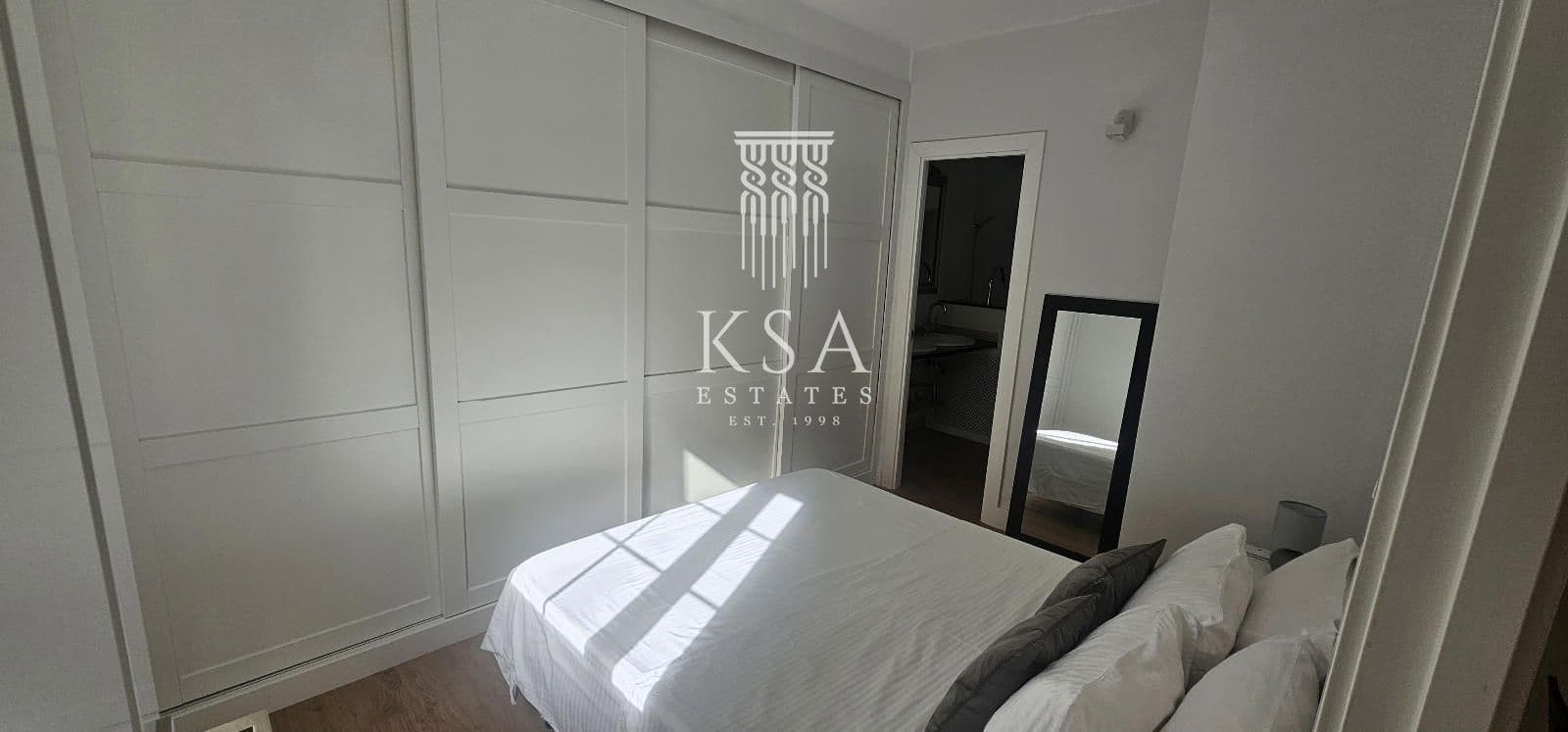 2 soverom Leilighet til leie i Illetas med svømmebasseng - € 1 800 (Ref: 8010556)