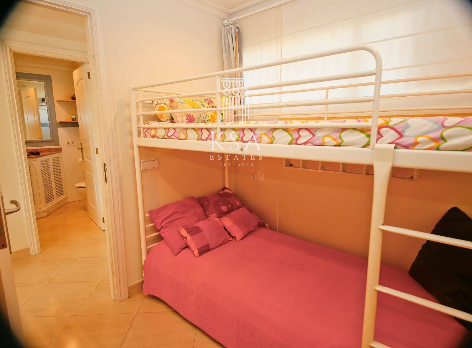 2 soverom Penthouse til salgs i Portals Nous med garasje - € 395 000 (Ref: 8097964)