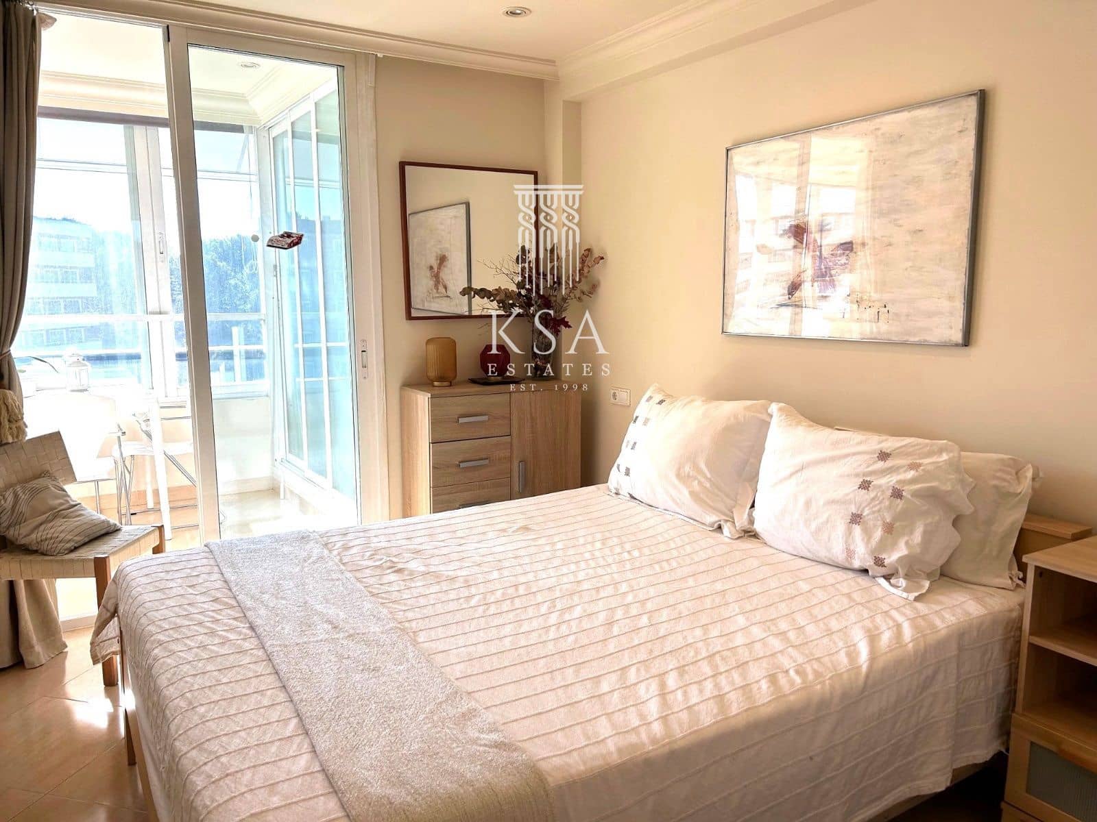 2 soverom Penthouse til salgs i Portals Nous med garasje - € 395 000 (Ref: 8097964)