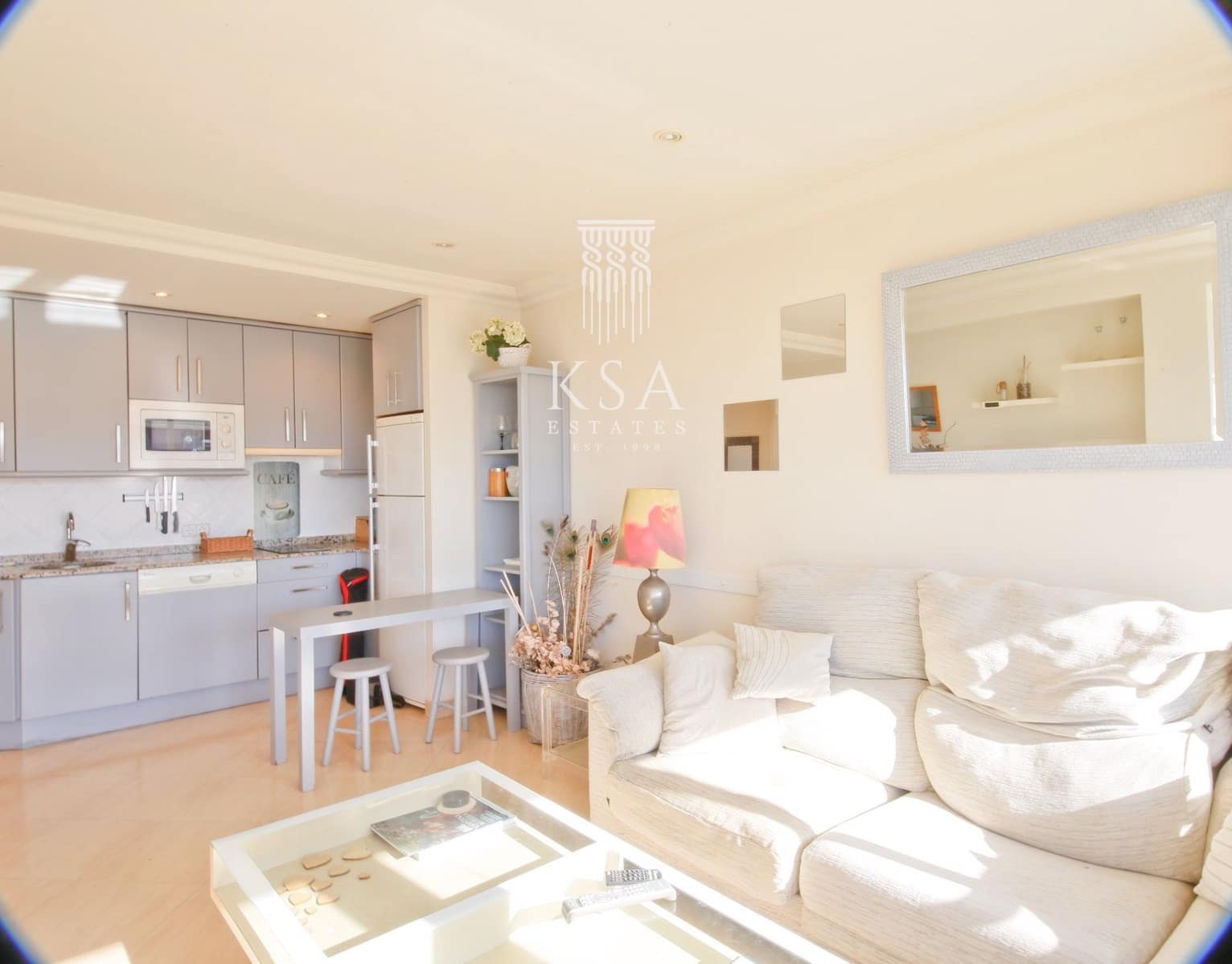 2 soverom Penthouse til salgs i Portals Nous med garasje - € 395 000 (Ref: 8097964)