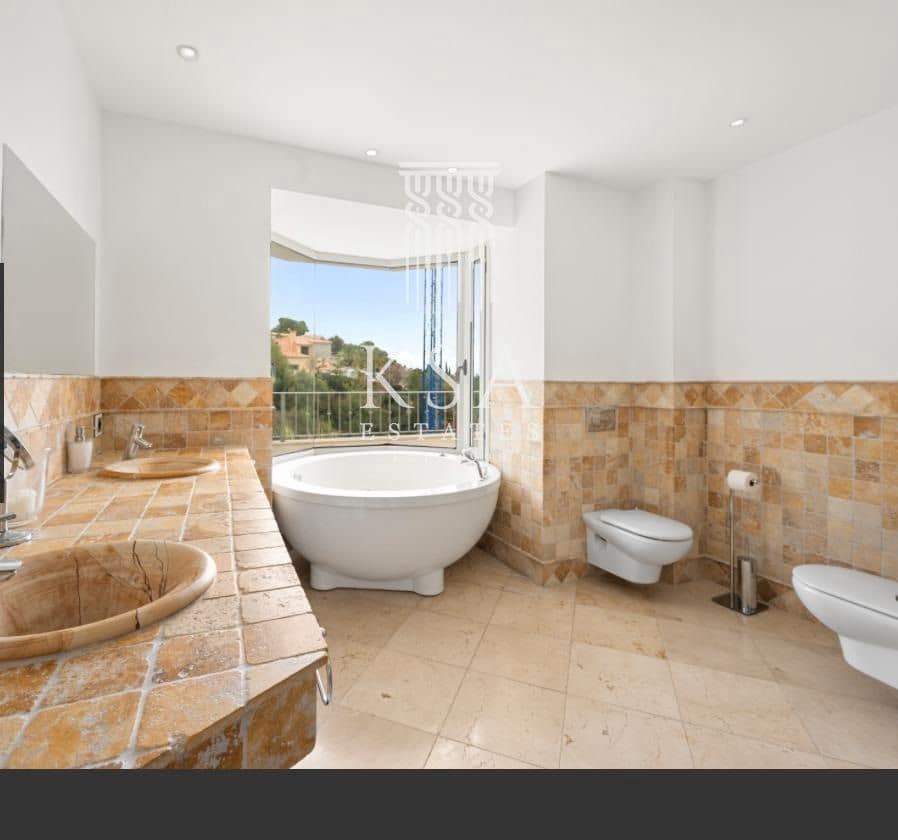 4 soveværelse Villa til leje i Portals Nous med swimmingpool garage - € 12.000 (Ref: 8220147)