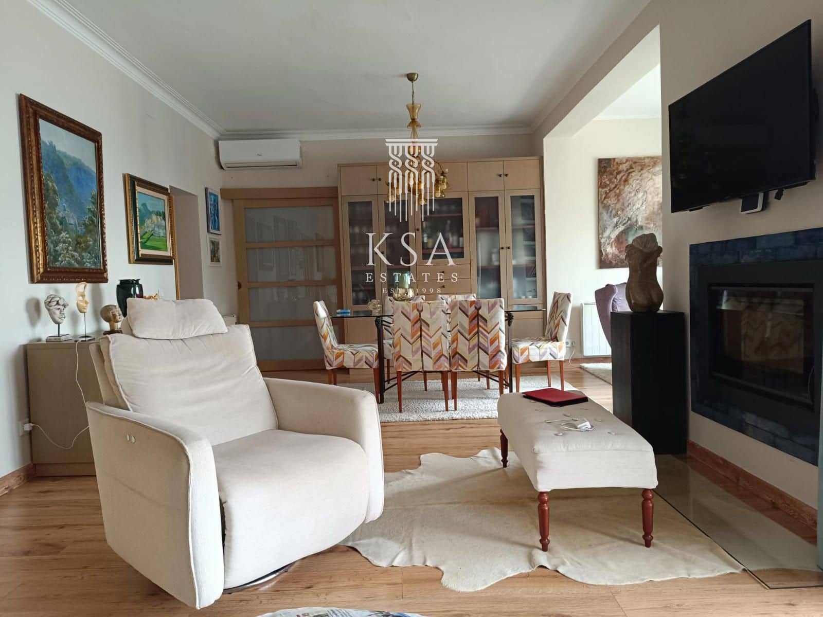 4 bedroom Penthouse for sale in Cas Catala with garage - € 2,650,000 (Ref: 8873284)