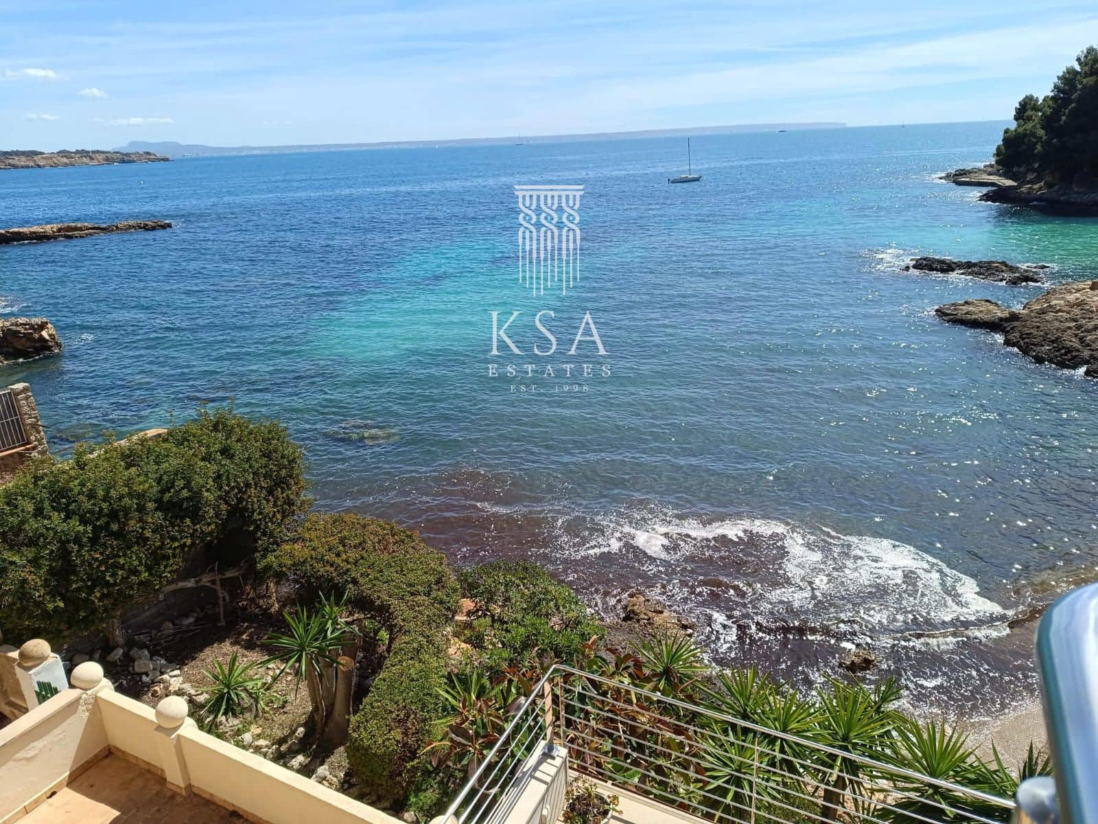 4 bedroom Penthouse for sale in Cas Catala with garage - € 2,650,000 (Ref: 8873284)