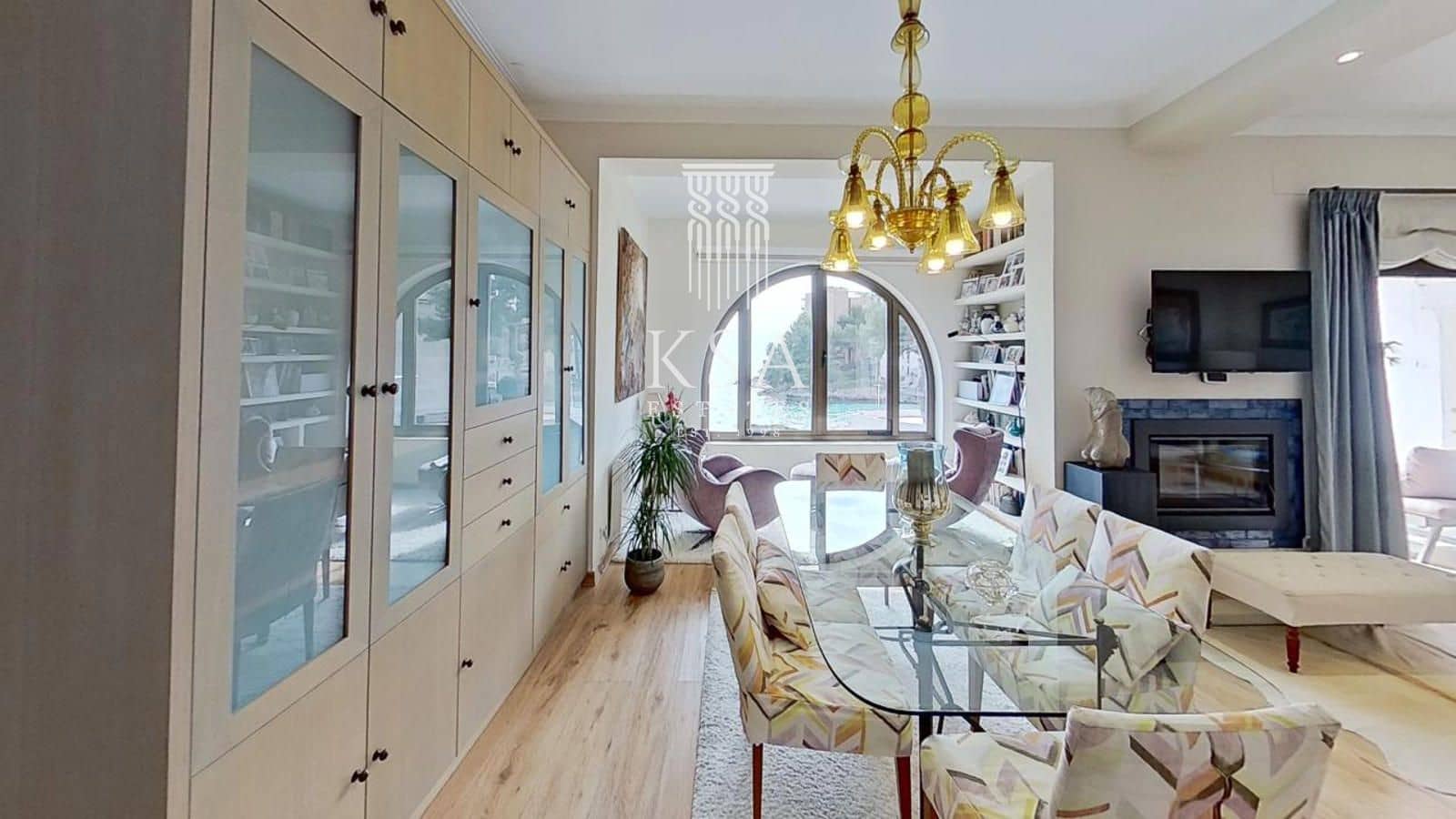 4 bedroom Penthouse for sale in Cas Catala with garage - € 2,650,000 (Ref: 8873284)