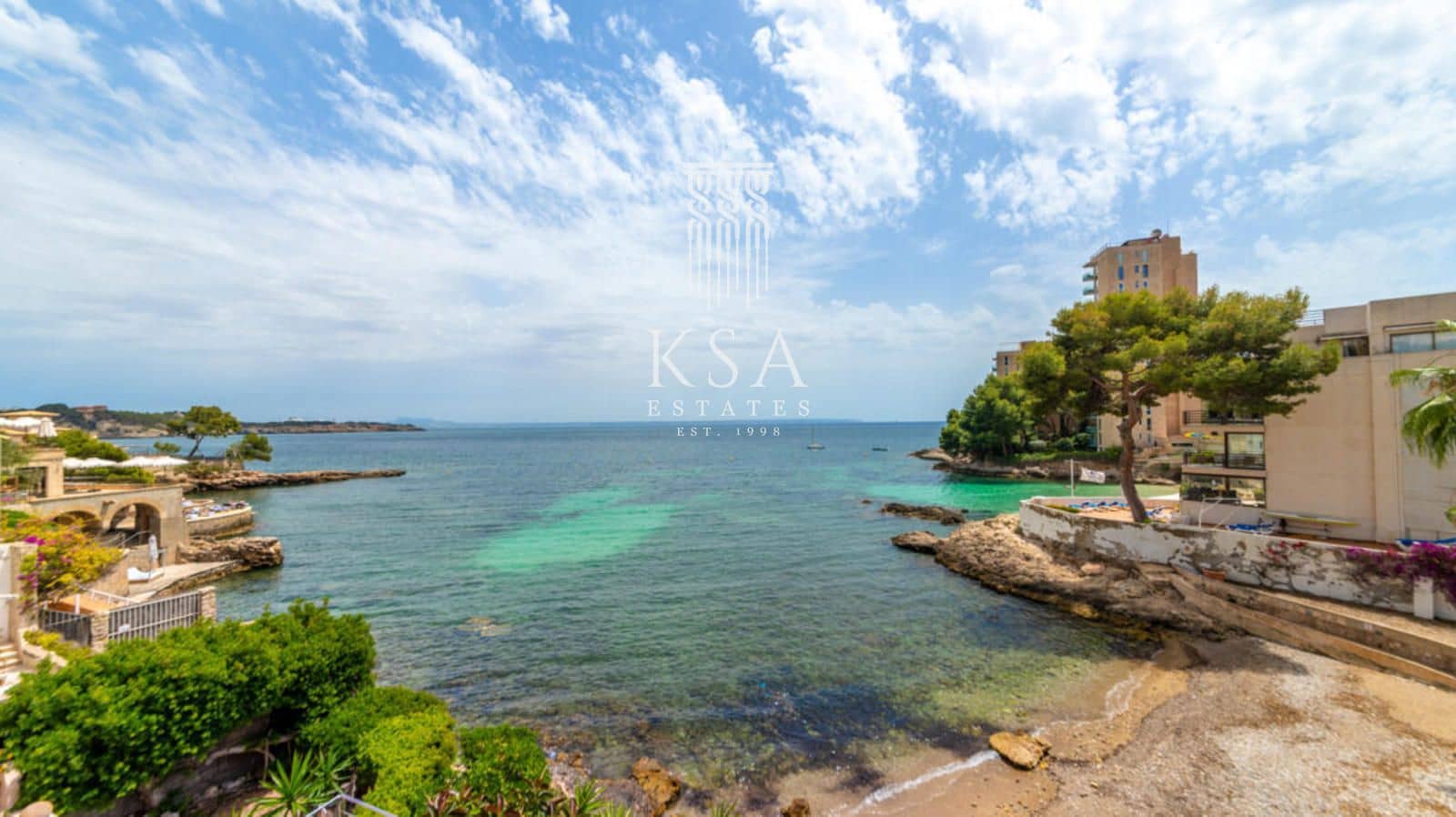 4 bedroom Penthouse for sale in Cas Catala with garage - € 2,650,000 (Ref: 8873284)