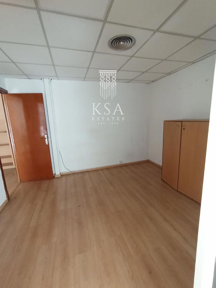 Kommersiell til leie i Cas Catala - € 3 200 (Ref: 8873285)