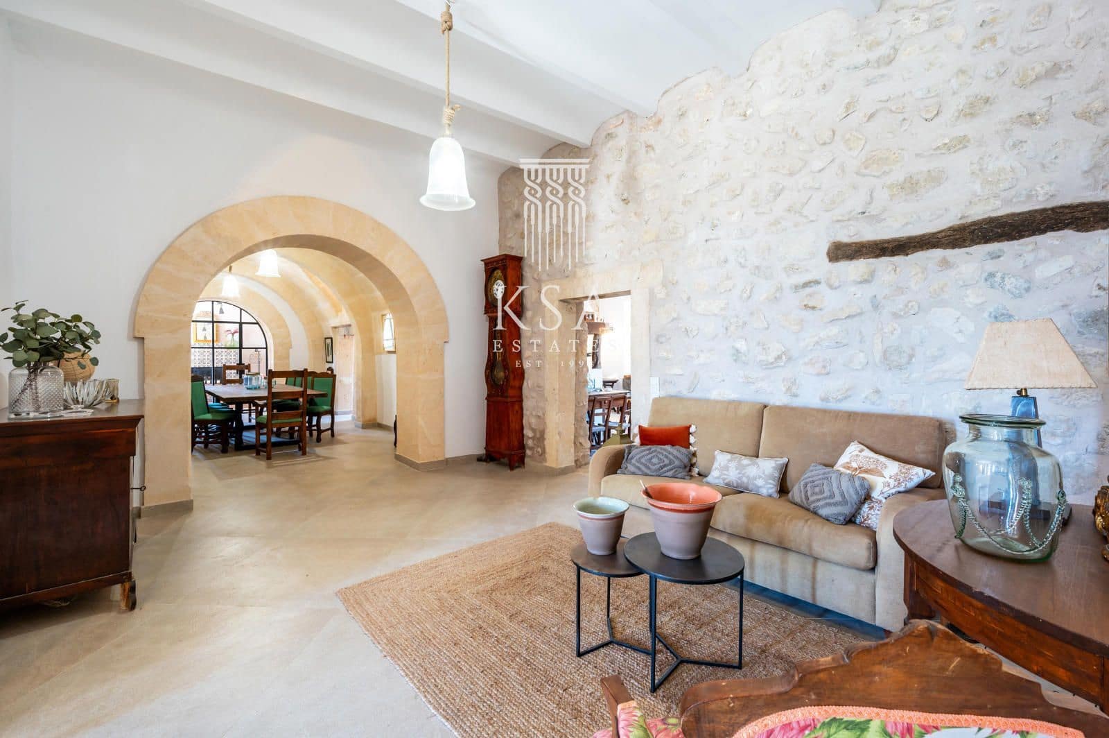 12 soveværelse Finca/Landehus til salg i Montuiri - € 7.000.000 (Ref: 8939837)