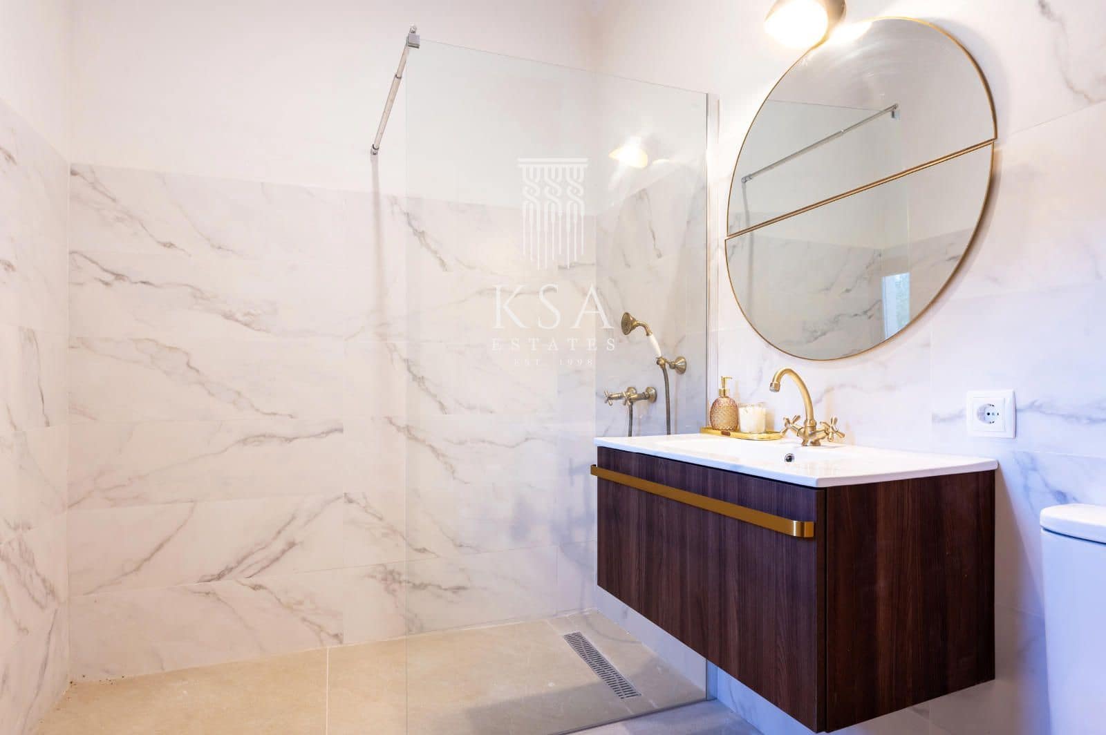 12 soveværelse Finca/Landehus til salg i Montuiri - € 7.000.000 (Ref: 8939837)